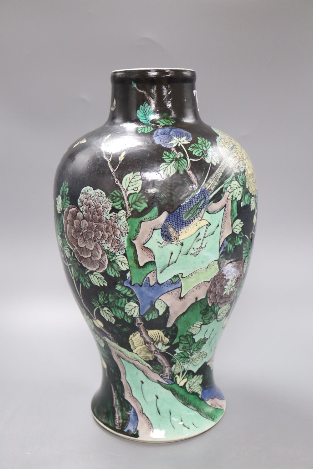 A 19th century Chinese famille verte vase, H.37cm